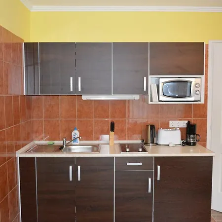 Varga Apartman Heviz Exterior photo