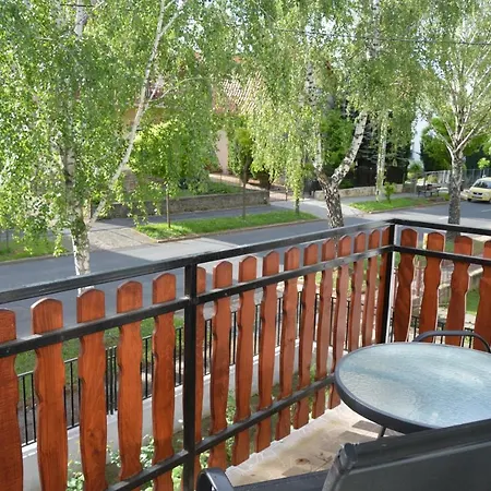 Varga Apartman Heviz Exterior photo