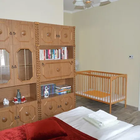 Varga Apartman Heviz Exterior photo
