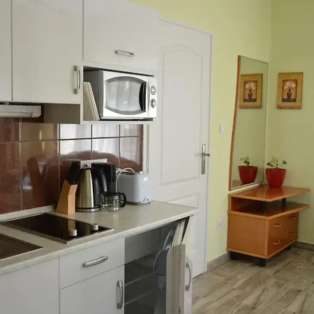 Varga Apartman Heviz Exterior photo