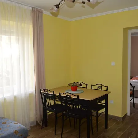 Varga Apartman Heviz Exterior photo
