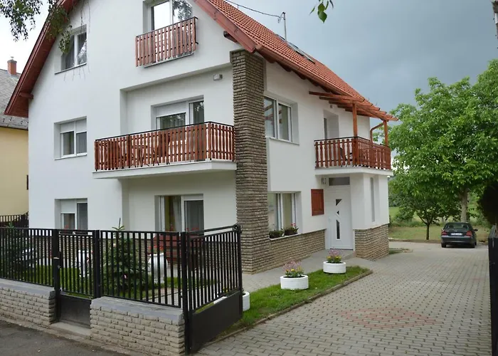 Varga Apartman Heviz