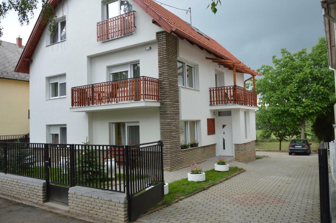Varga Apartment Heviz